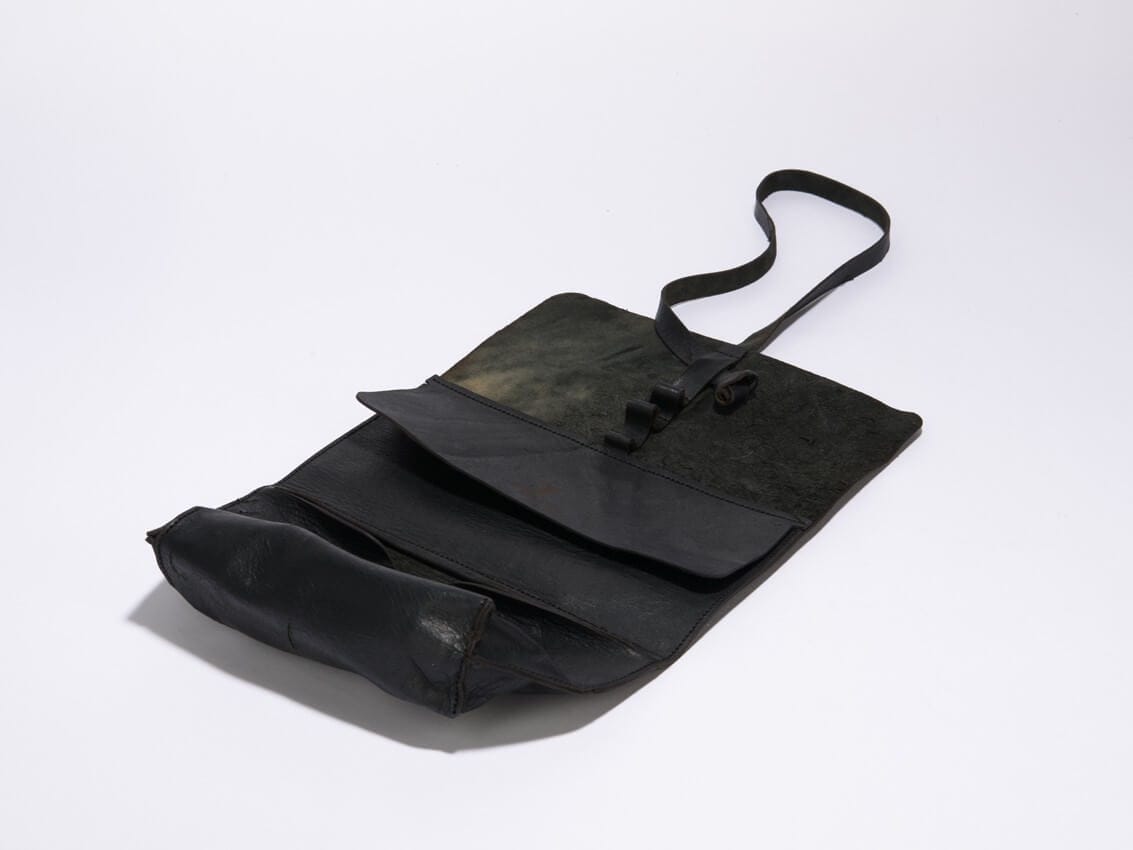 CV_Necessaire_BlackMineral_02_web | Cervo Volante