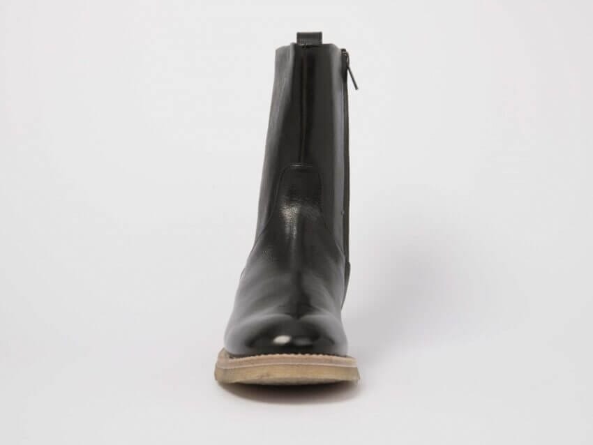 Samada, ein ökologischer Hirschleder-Stiefel für die kalte Jahreszeit.