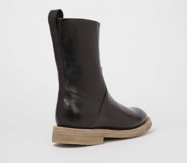 Samada, ein ökologischer Hirschleder-Stiefel für die kalte Jahreszeit.