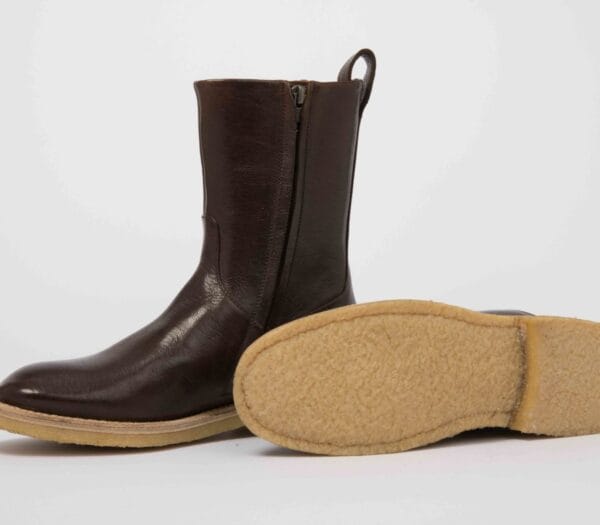 Samada, ein ökologischer Hirschleder-Stiefel für die kalte Jahreszeit.